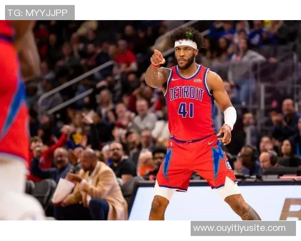 萨迪克贝高效表现17投7中斩获21分7篮板助攻全面展现实力